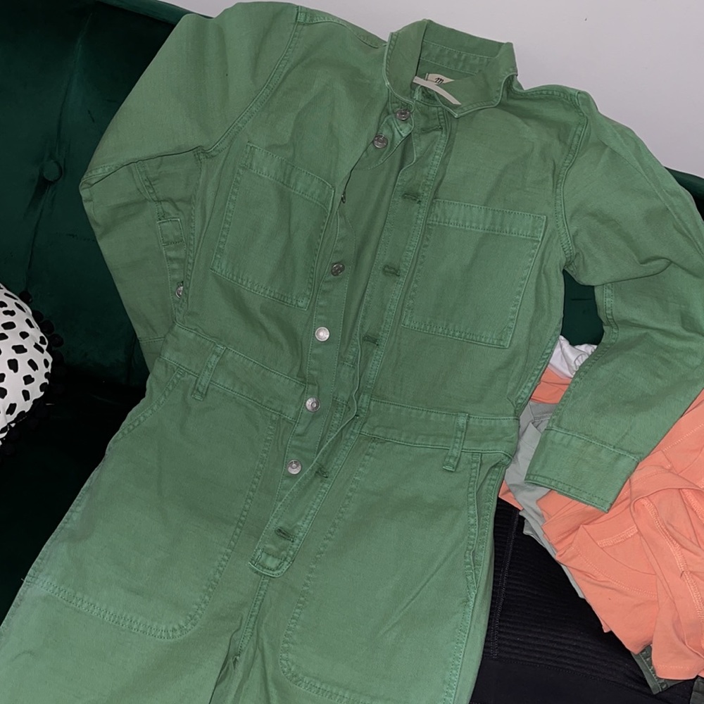 Garment-Dyed Relaxed Coverall Jumpsuit - Picture 4 of 4